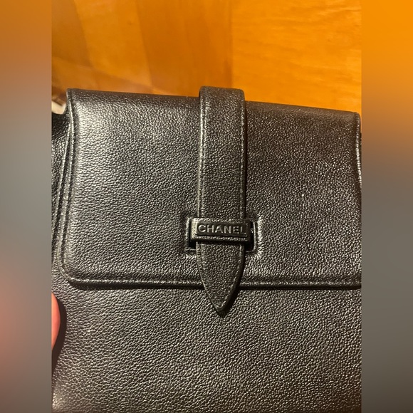 **CHANEL** Authentic Black Caviar Leather Shoulder Bag - Picture 6 of 12